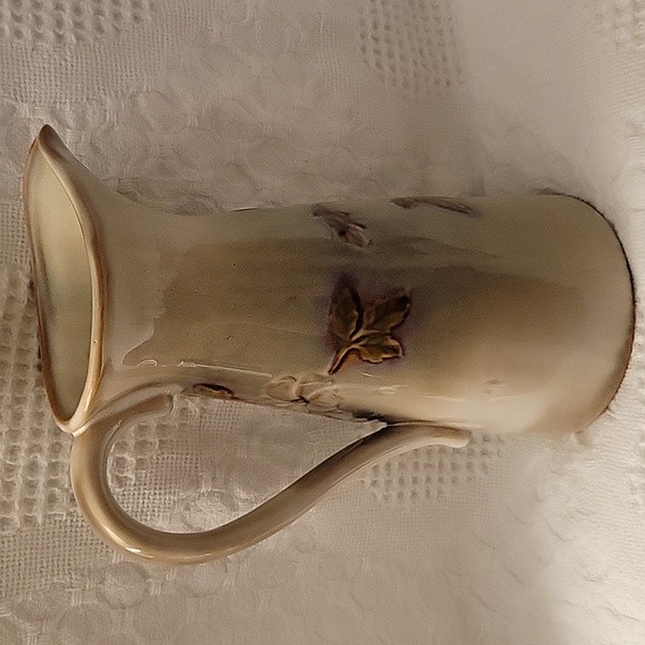 Burton & Burton Bird Flower Pitcher/Vase Glazed Ceramic 9" NOTE:CAN'T BE BUNDLED - Picture 5 of 7